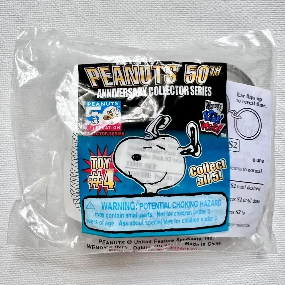 Peanuts Snoopy Wendy's Vintage 50th Anniversary Clock Keychain Toy NEW